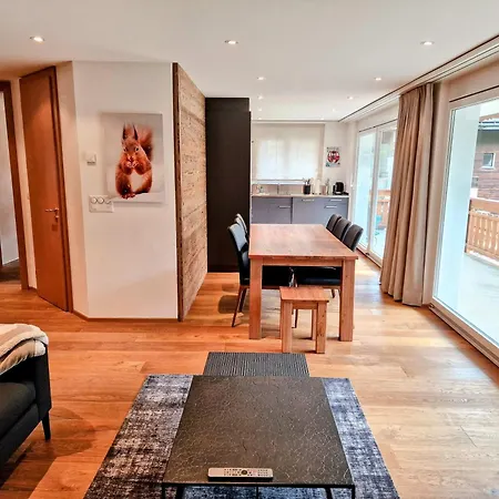 Cornelia 1 Ski-in-out Stunning Views & Sleeps 8 Casa vacanze Saas-Fee