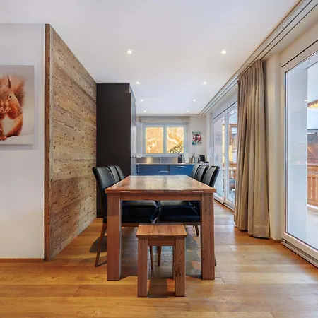 Cornelia 1 Ski-in-out Stunning Views & Sleeps 8 Tatil Evi Saas Fee