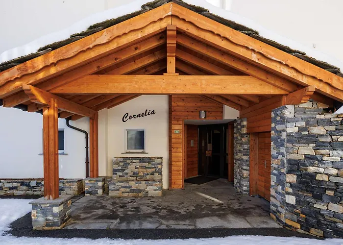 Tatil Evi Cornelia 1 Ski-in-out Stunning Views & Sleeps 8 Saas Fee